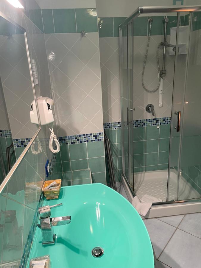 B&B La Terrazza Sul Porto Ponza Eksteriør bilde