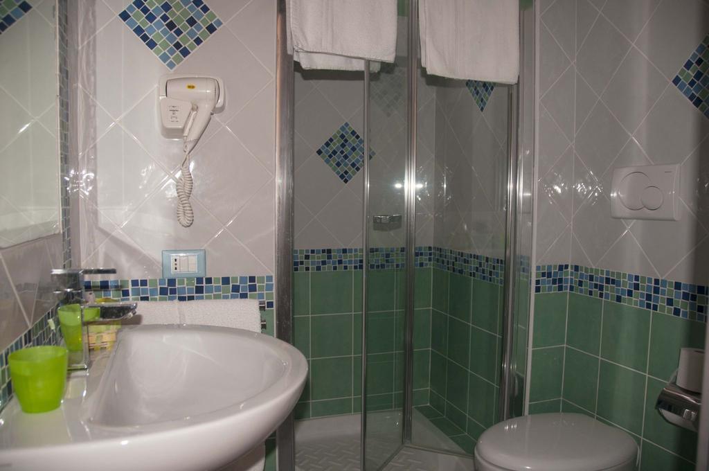B&B La Terrazza Sul Porto Ponza Eksteriør bilde