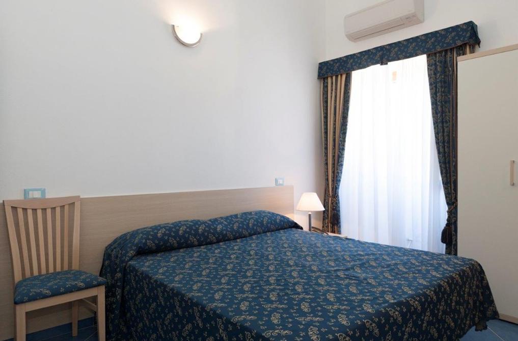 B&B La Terrazza Sul Porto Ponza Eksteriør bilde